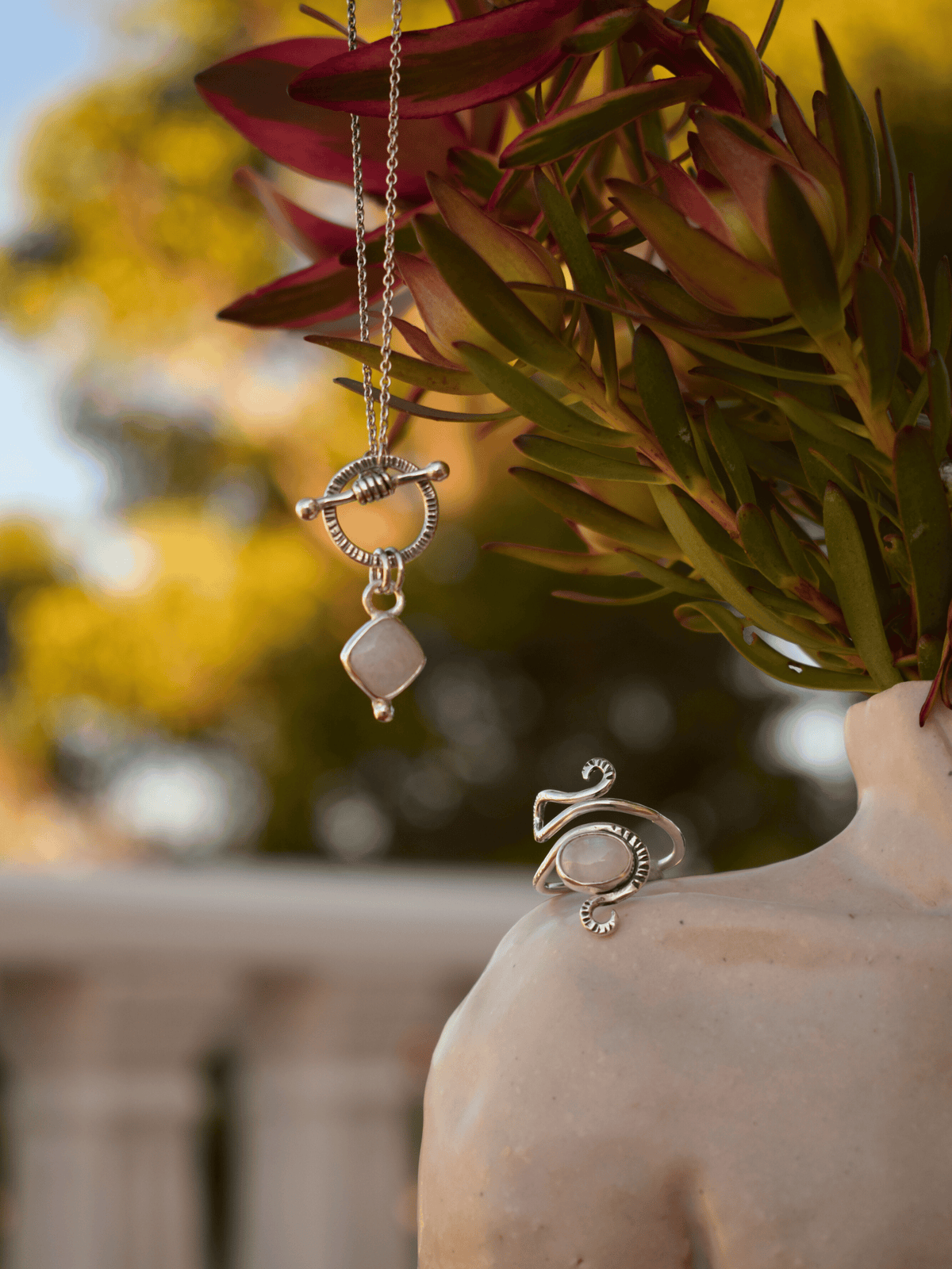 Moonstone: A Gemstone of Intuition, Balance, and Inner Strength