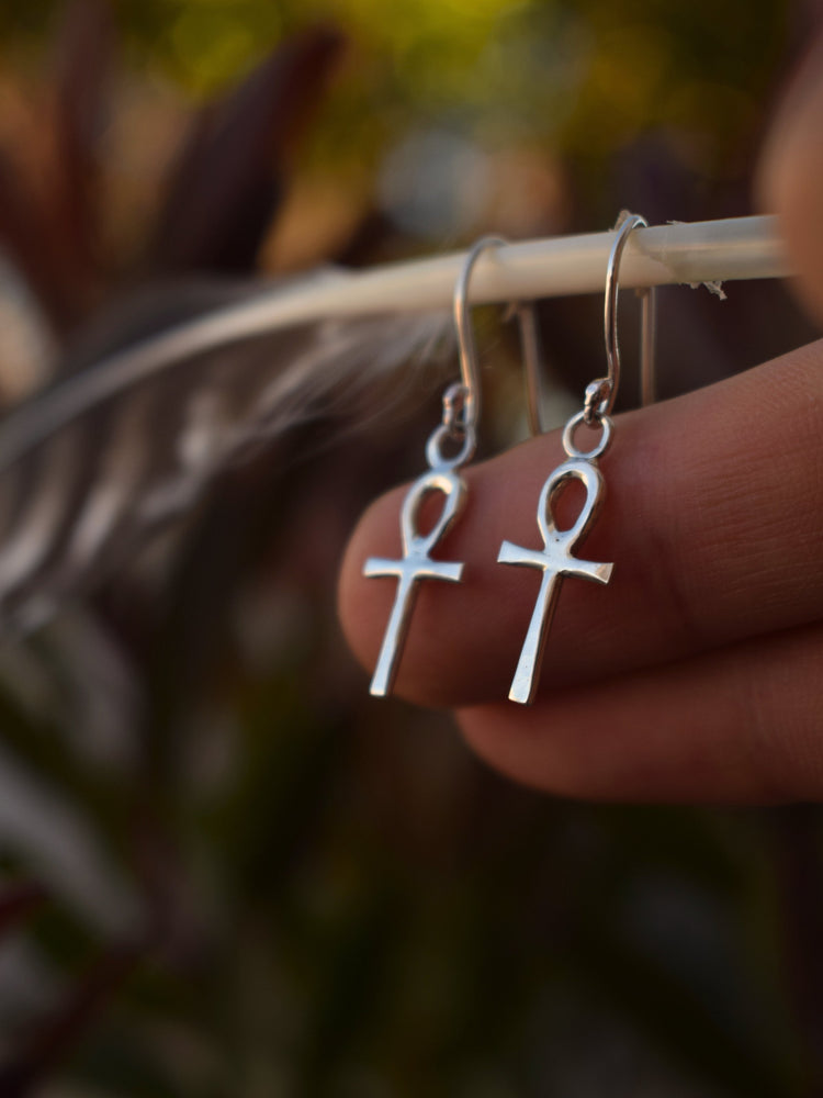 STERLING SILVER HOOP EARRINGS WITH MOONSTONE CHARMS