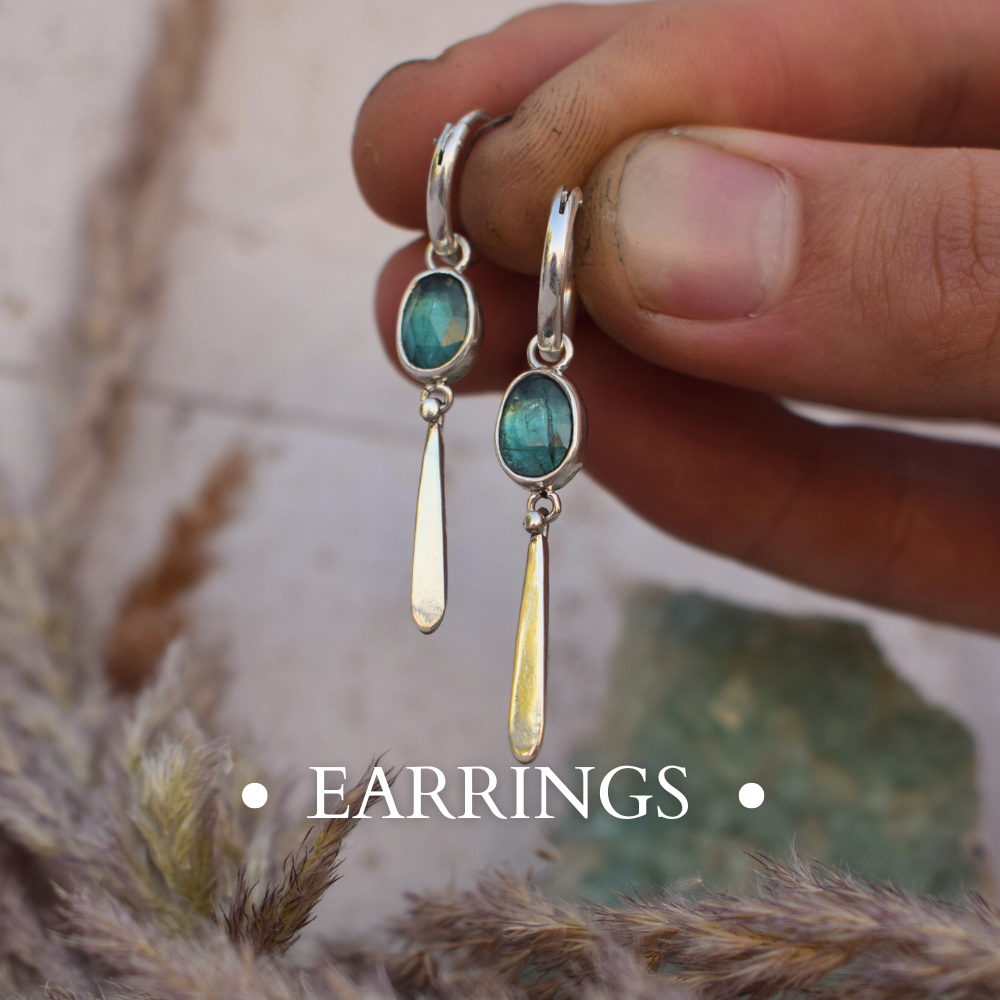 STERLING SILVER HOOP EARRINGS WITH MOONSTONE CHARMS