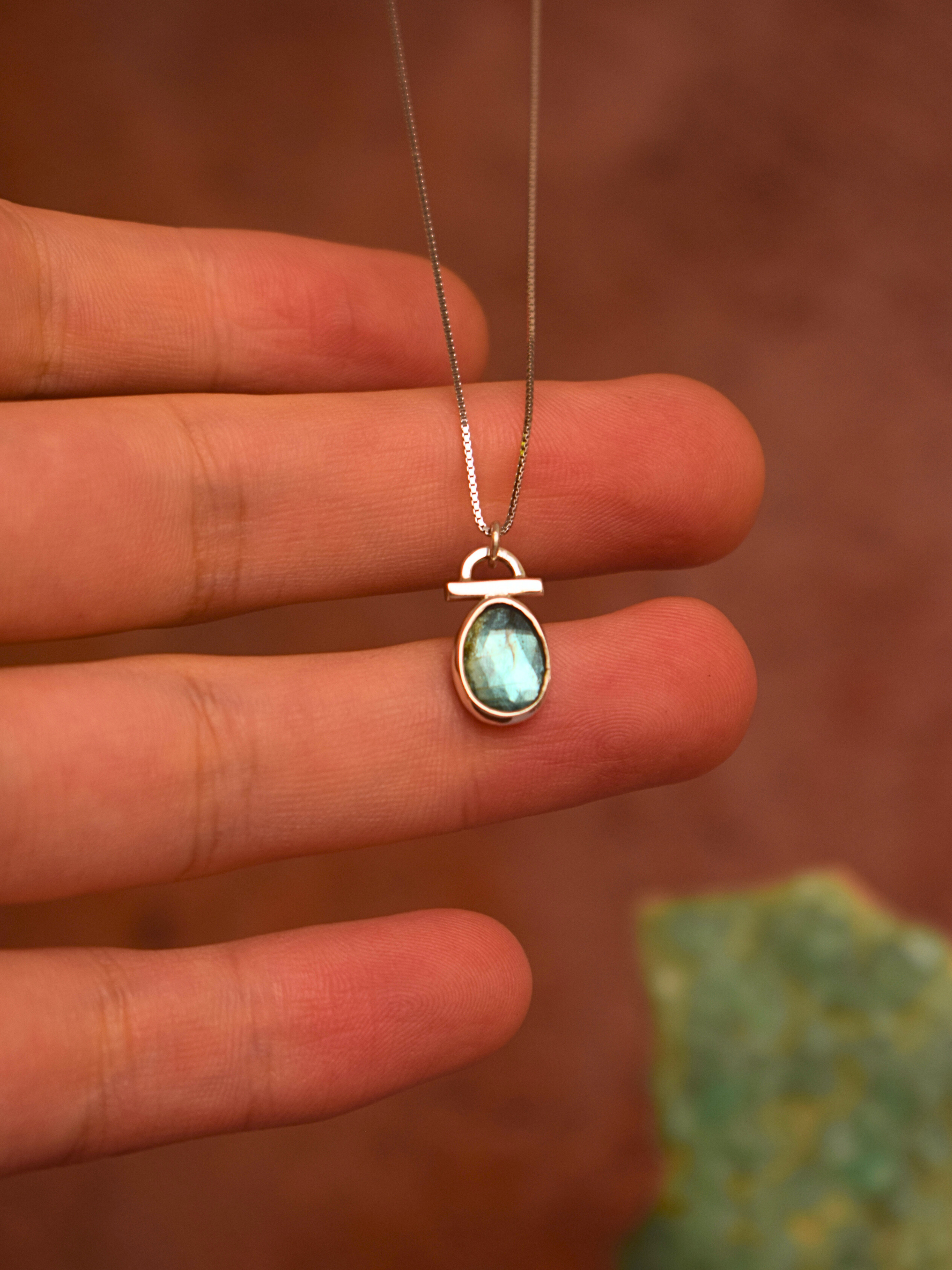 Nurture Pendant - Emerald Green Kyanite