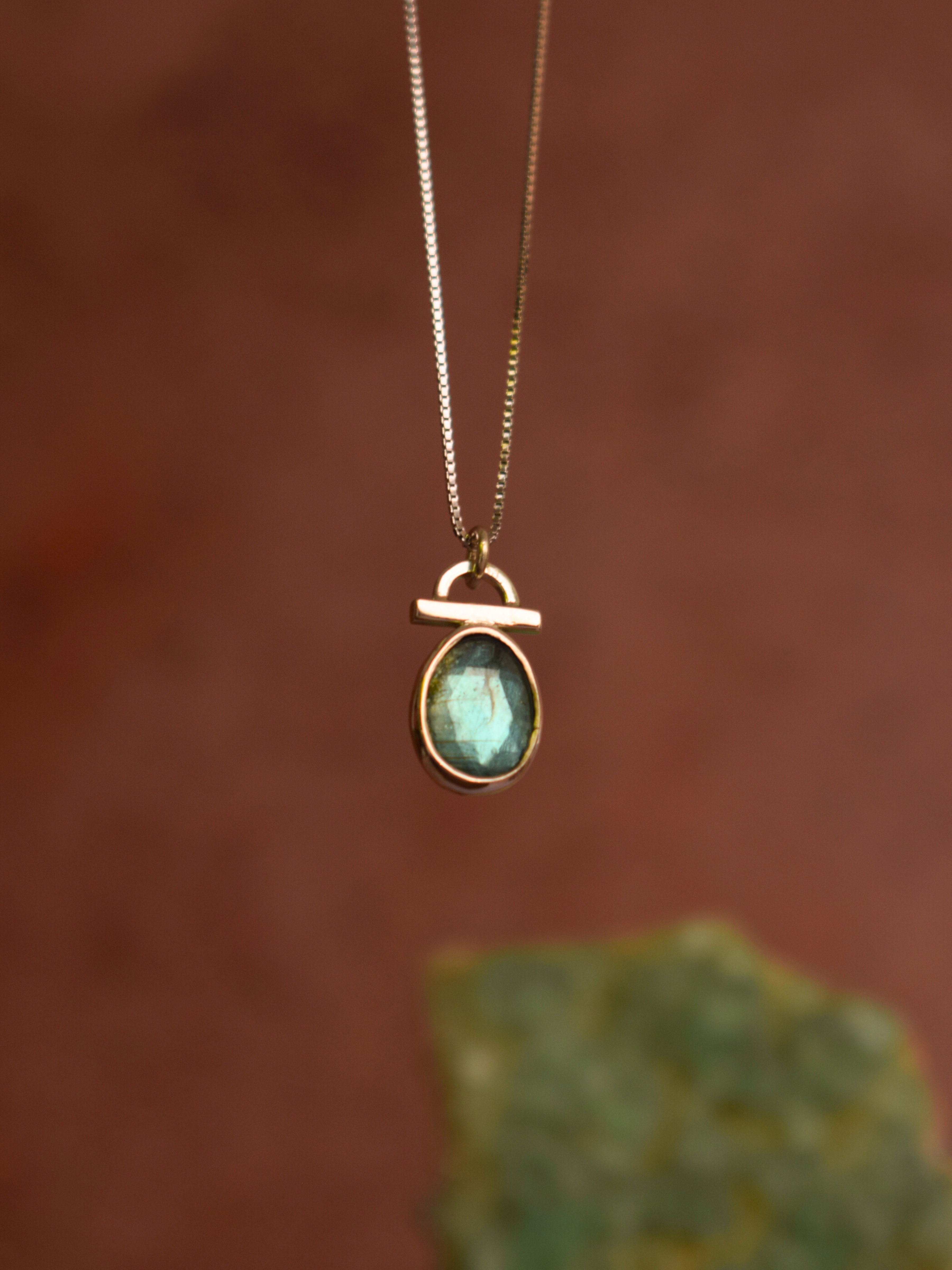 Nurture Pendant - Emerald Green Kyanite