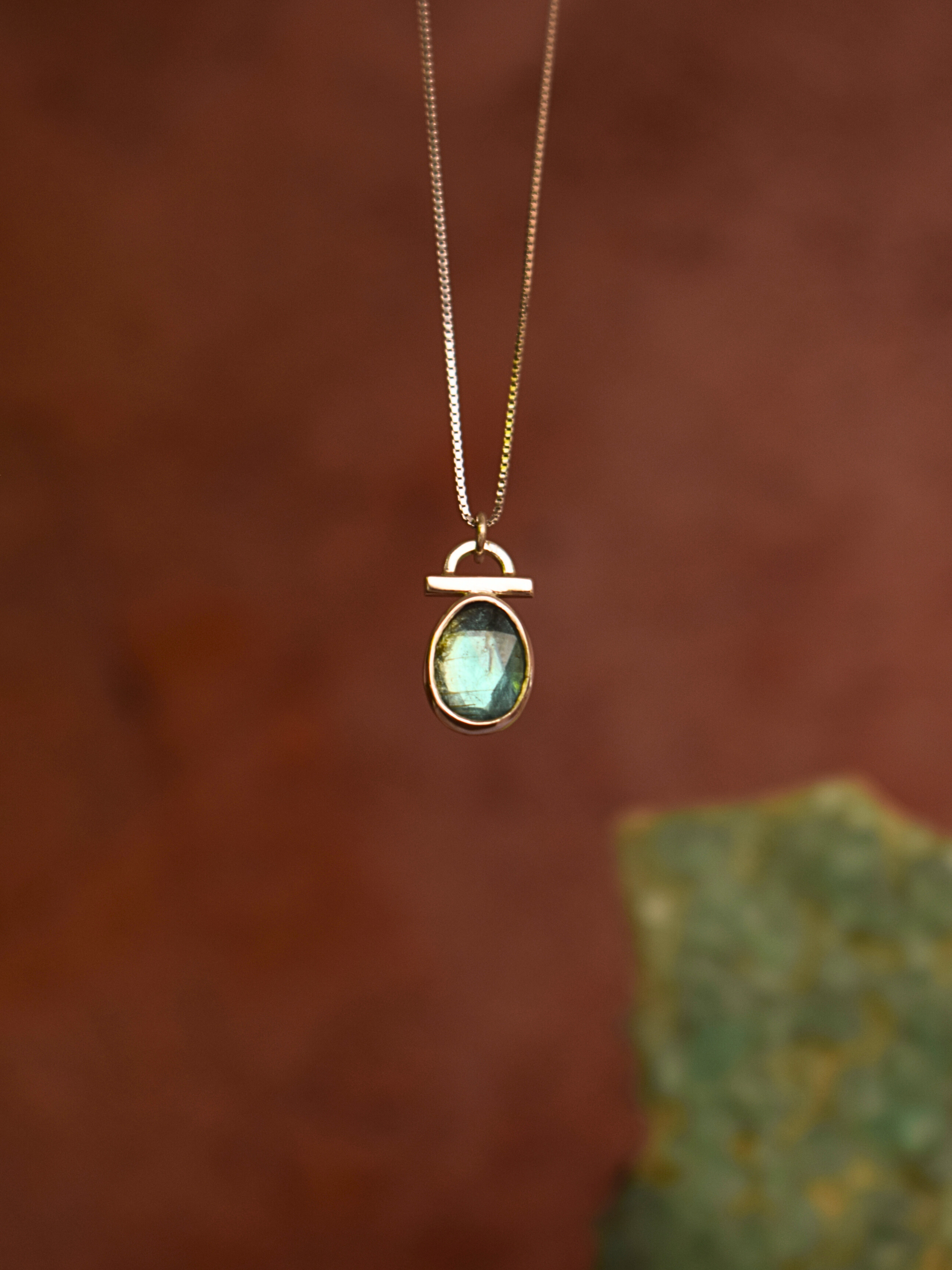 Nurture Pendant - Emerald Green Kyanite