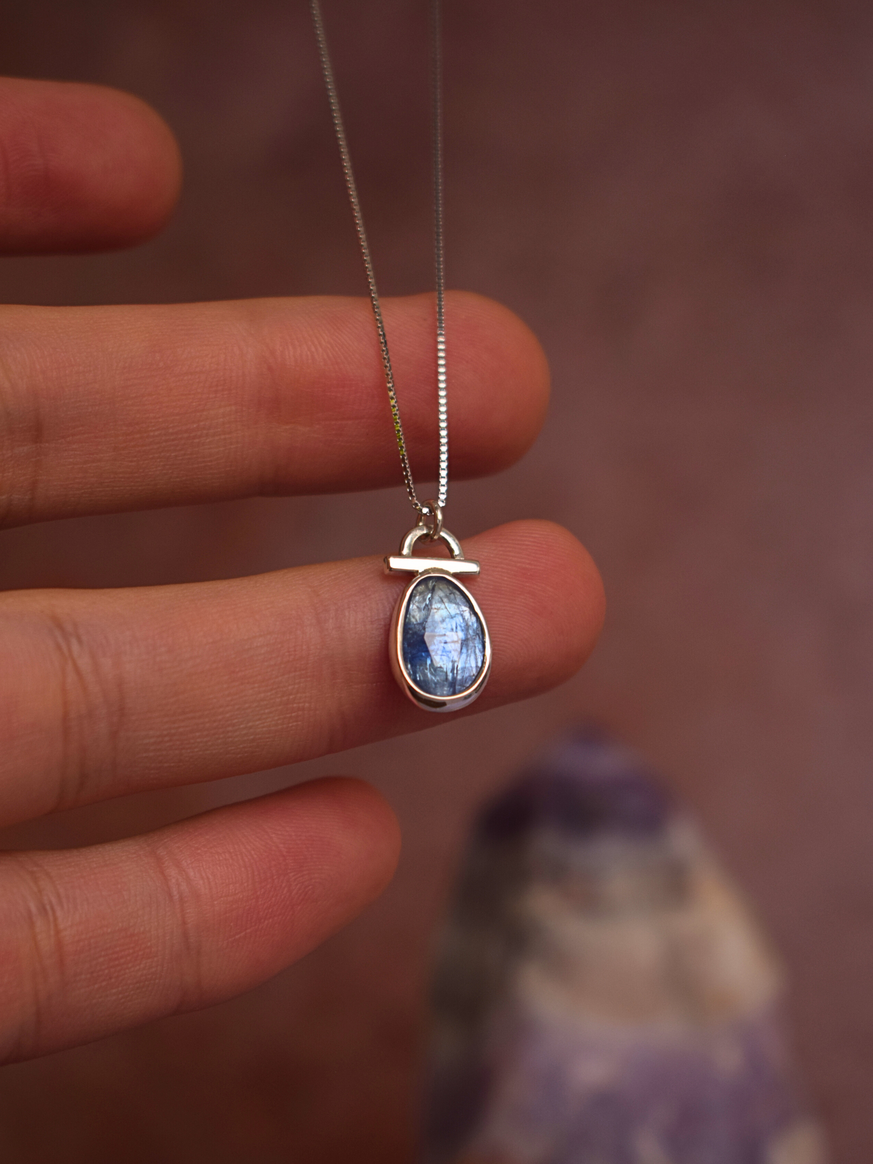 Nurture Pendant - Tanzanite