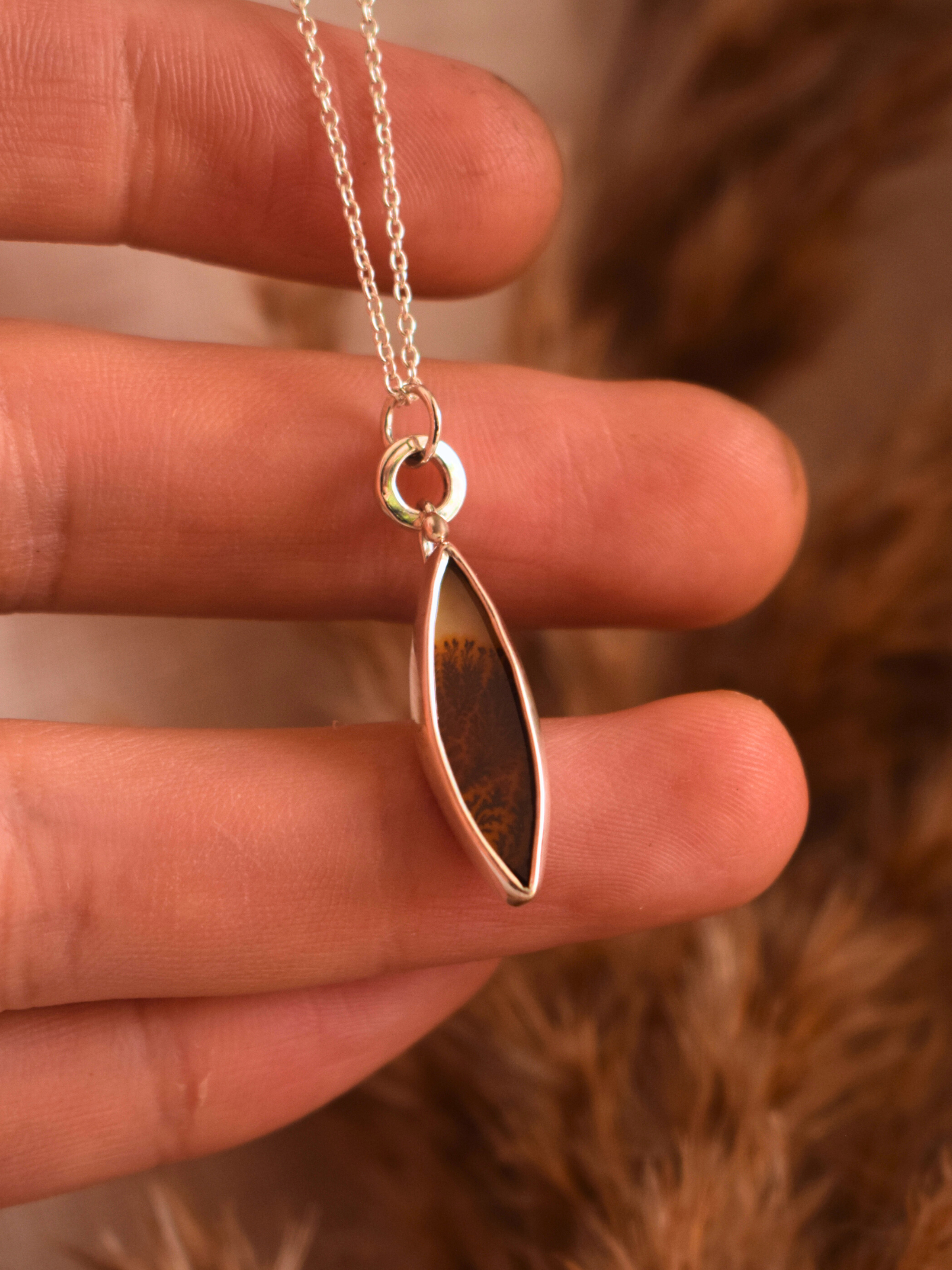 Sol Seed Necklace - Dendritic Agate 3