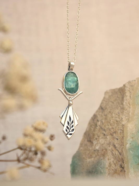 Lyra Necklace - Green Kyanite