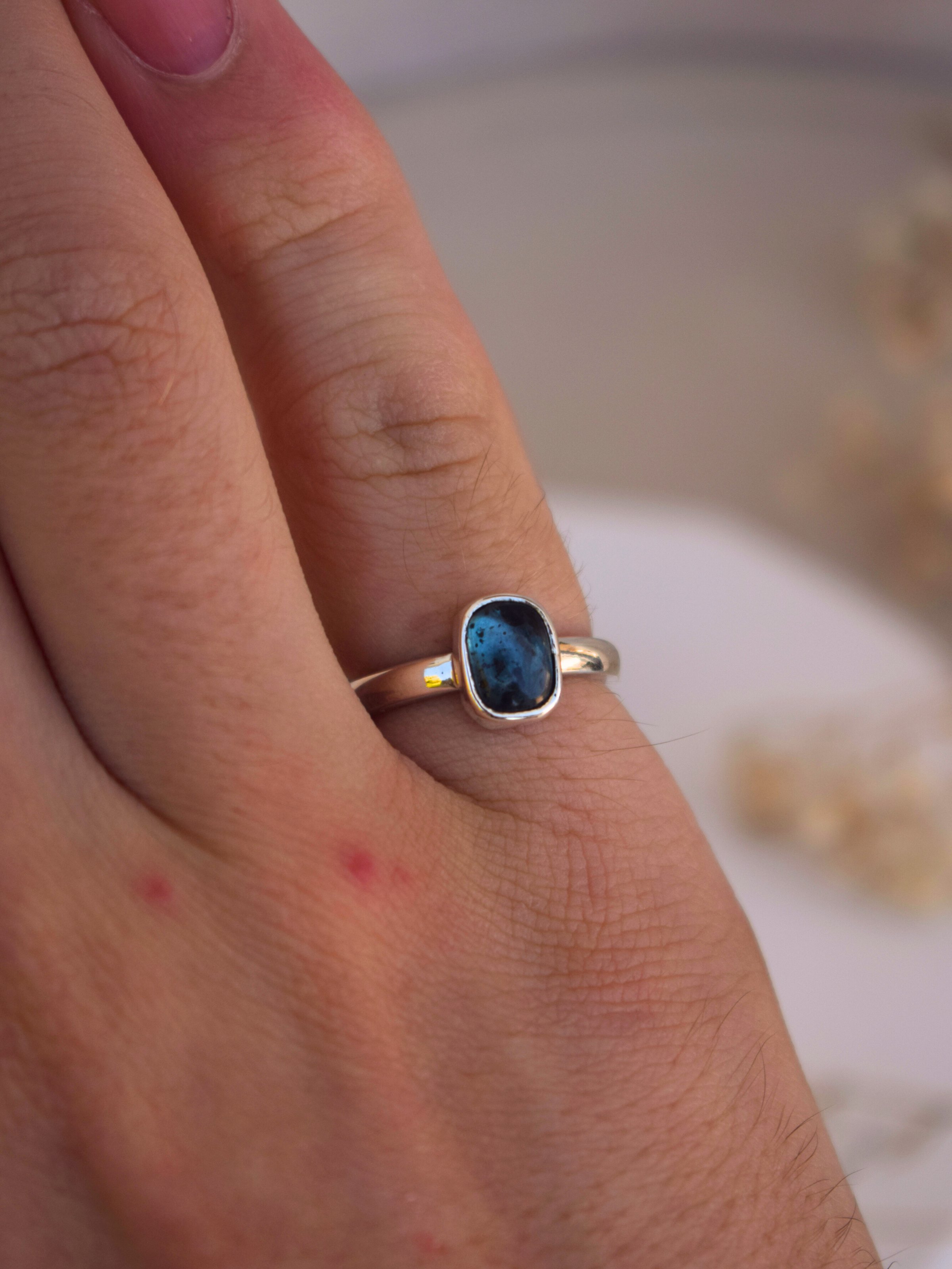 Lunor Ring - Teal Kyanite