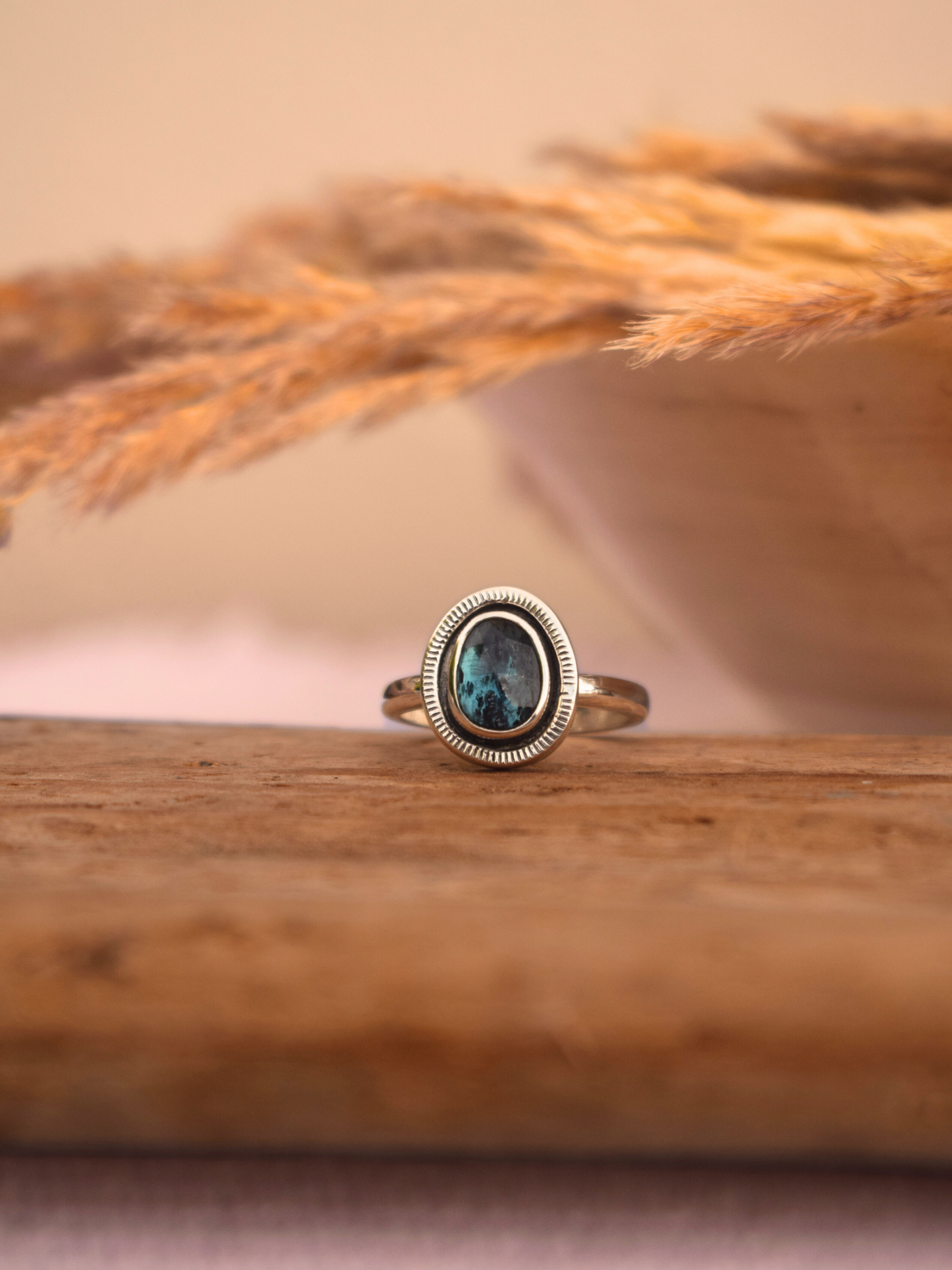 Custom Ellara Ring - Choose your gem
