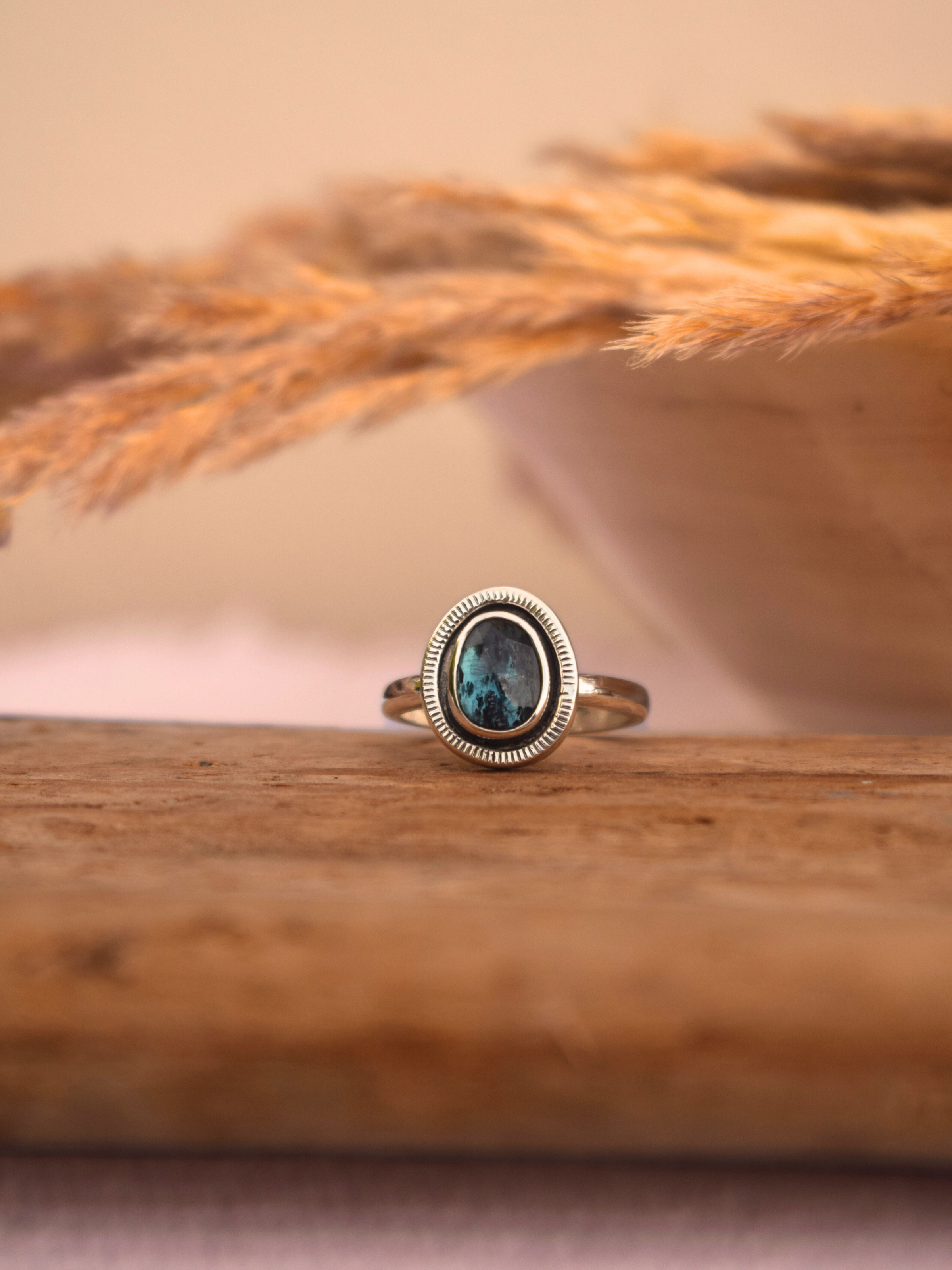 Custom Ellara Ring - Choose your gem