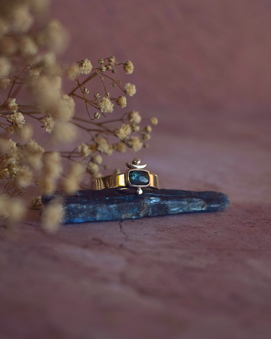 Luminary Ring - Teal Kyanite