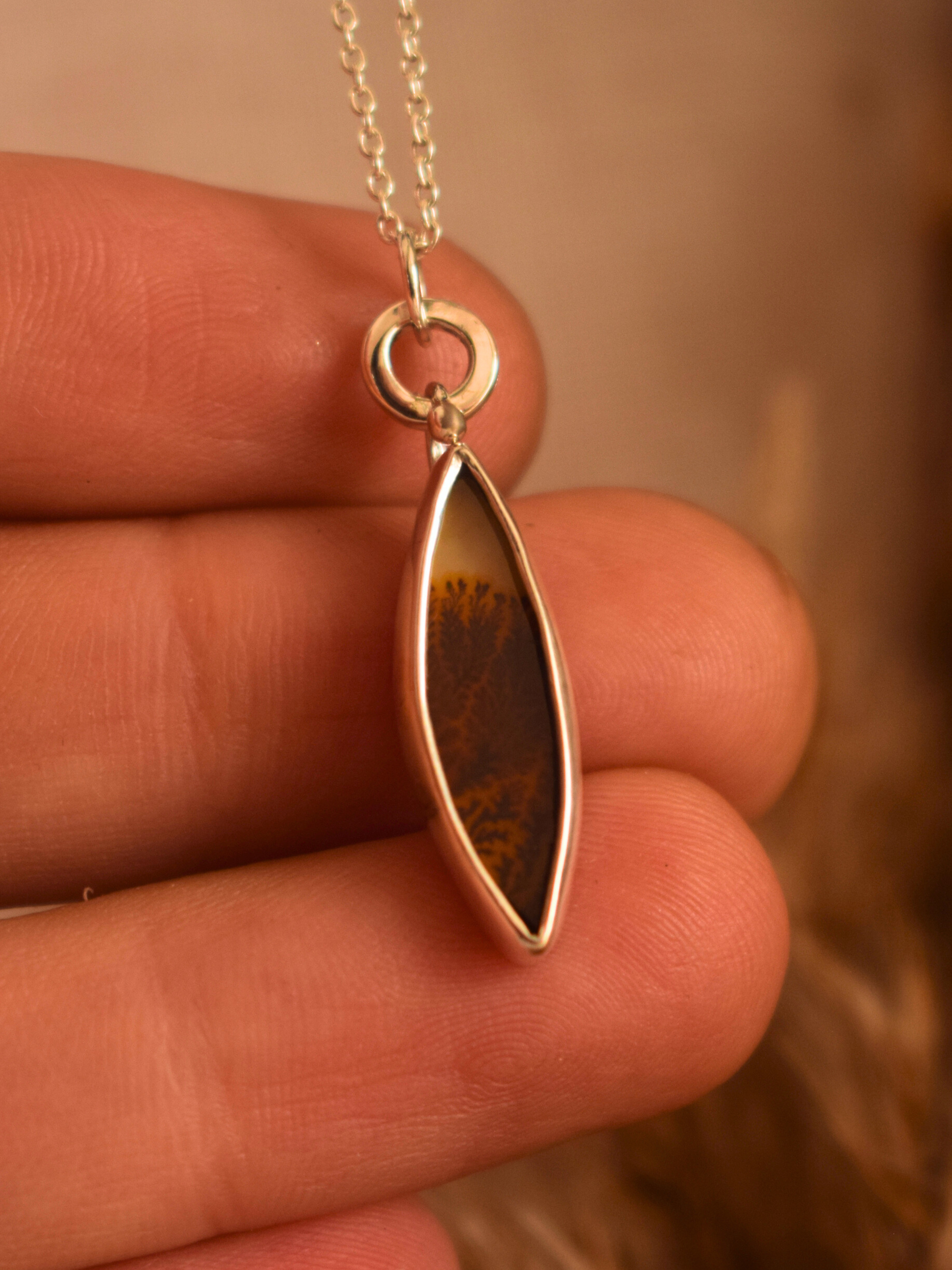 Sol Seed Necklace - Dendritic Agate 3