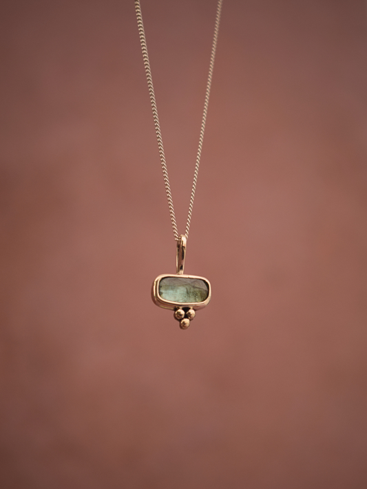 The Rising Light Necklace | Emerald Green Kyanite