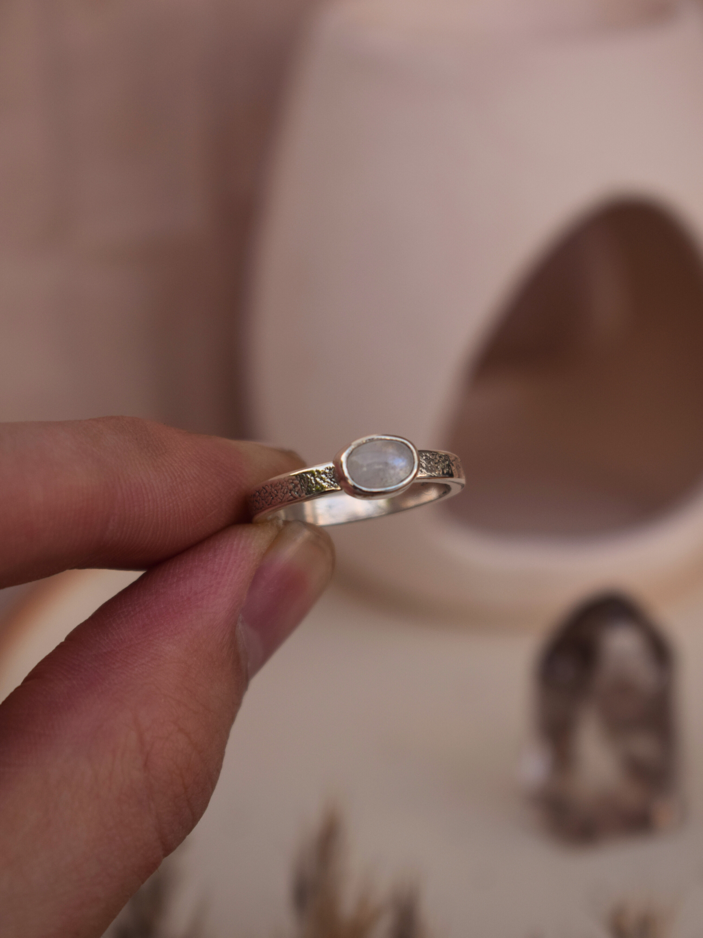 Noara Ring - Moonstone