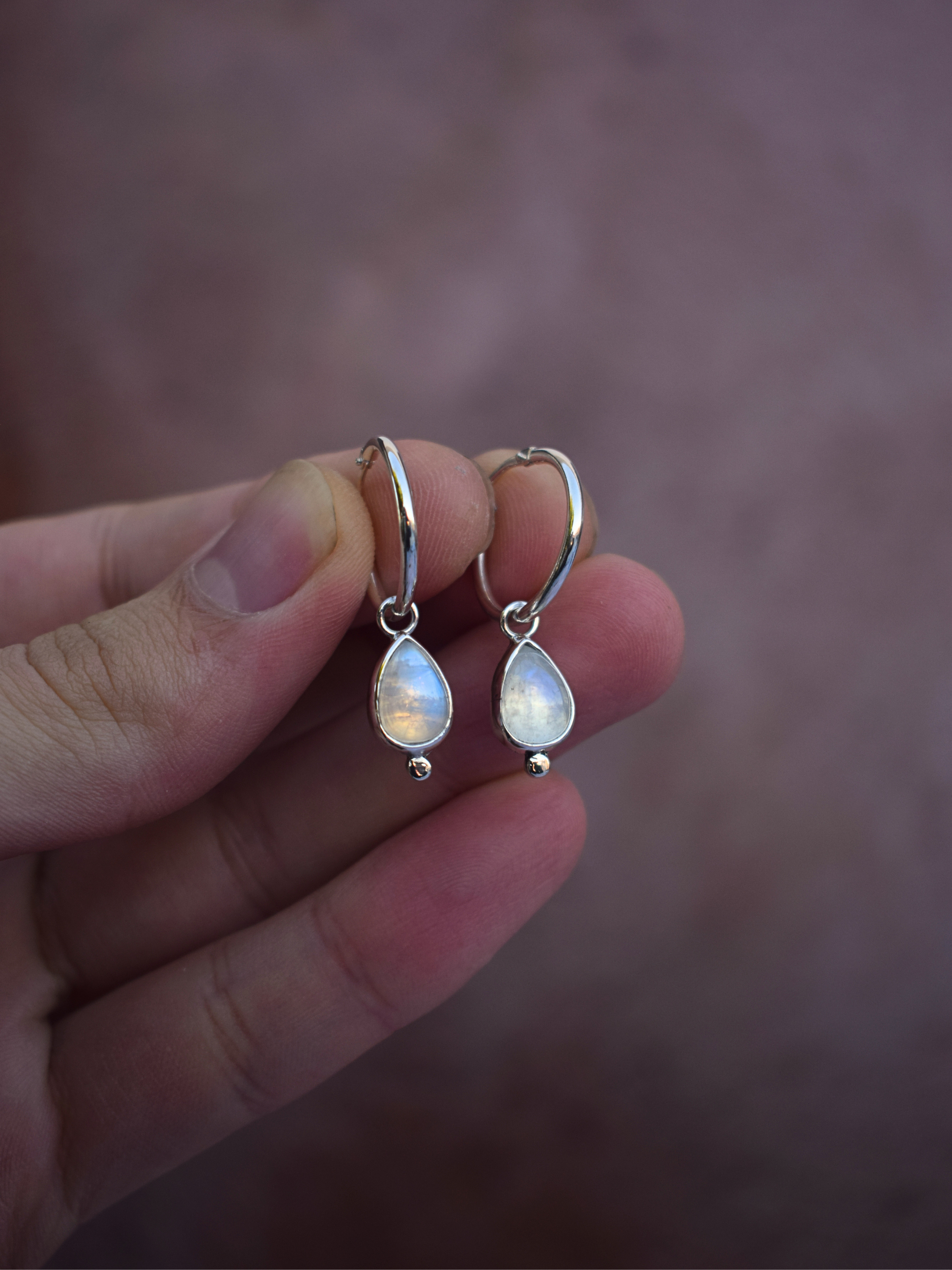 The Dew Hoops - Moonstone