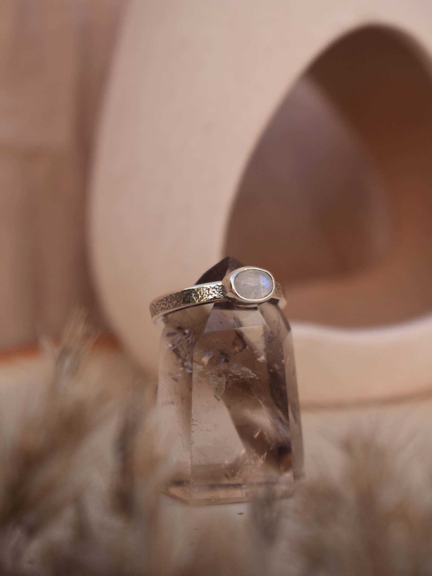 Noara Ring - Moonstone