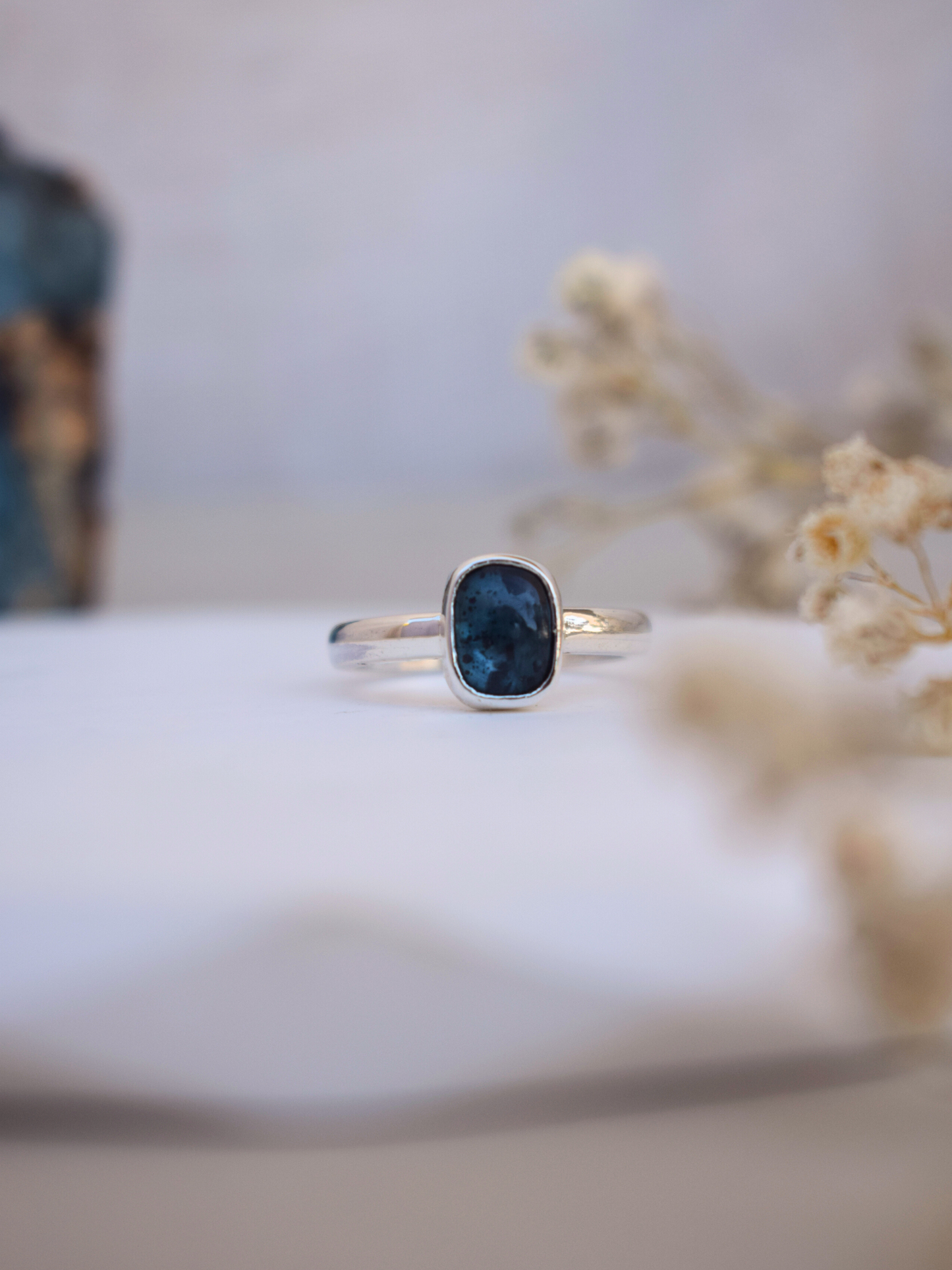 Lunor Ring - Teal Kyanite