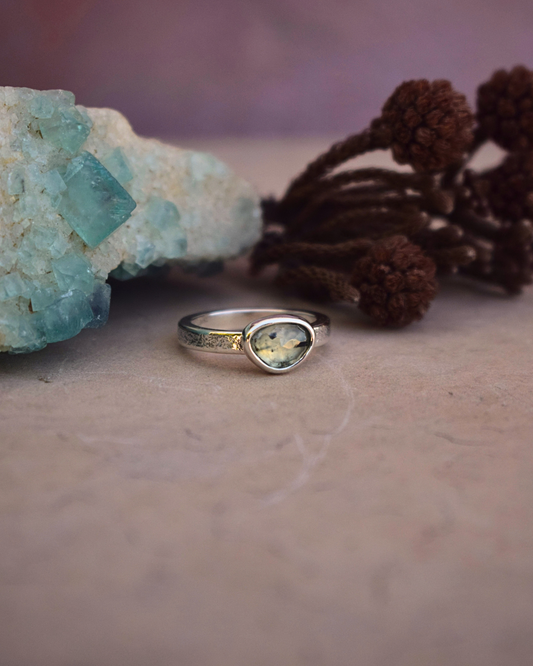 Noara Prehnite Ring | Original or Custom