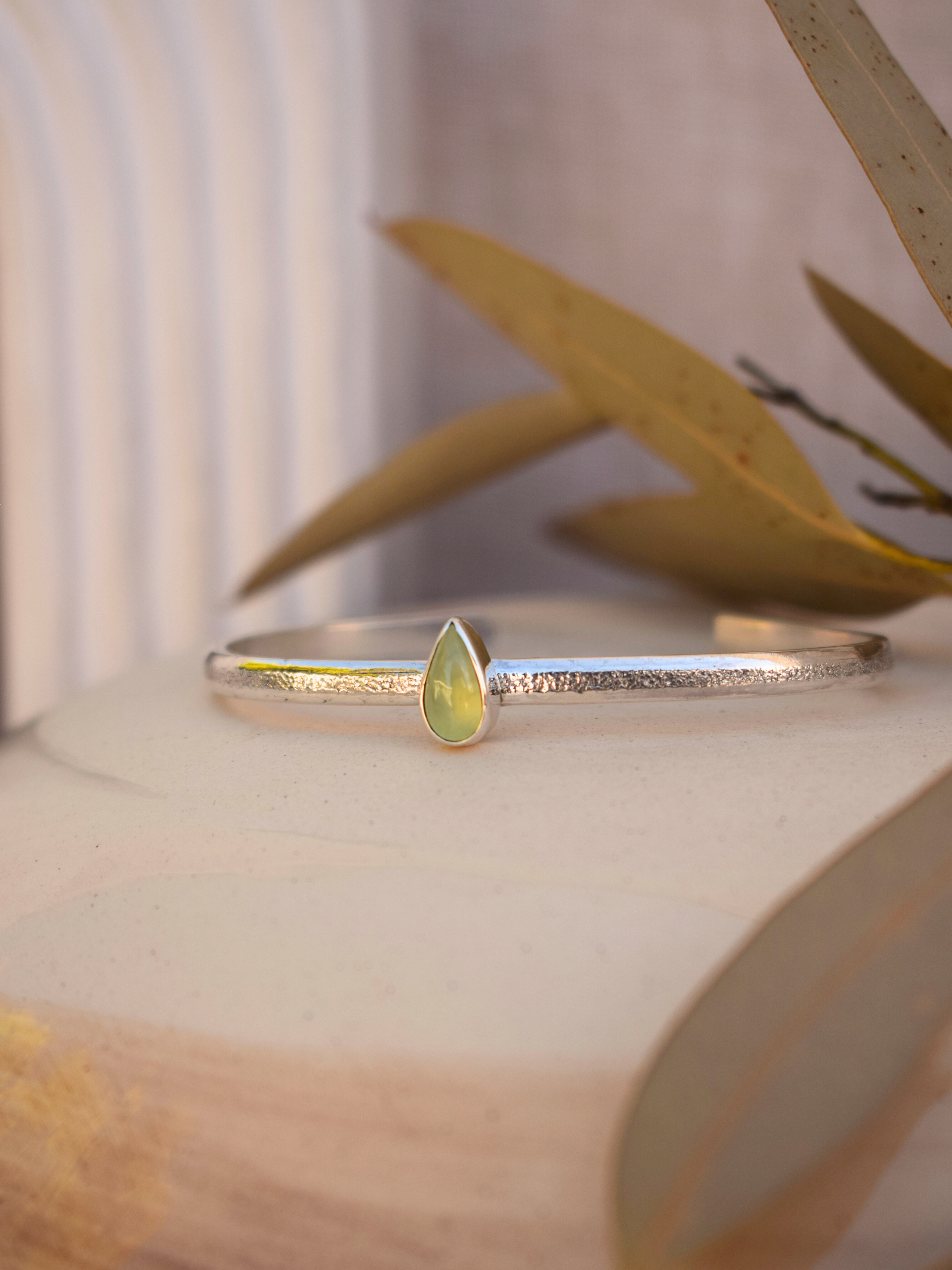 Selas Cuff - Prehnite