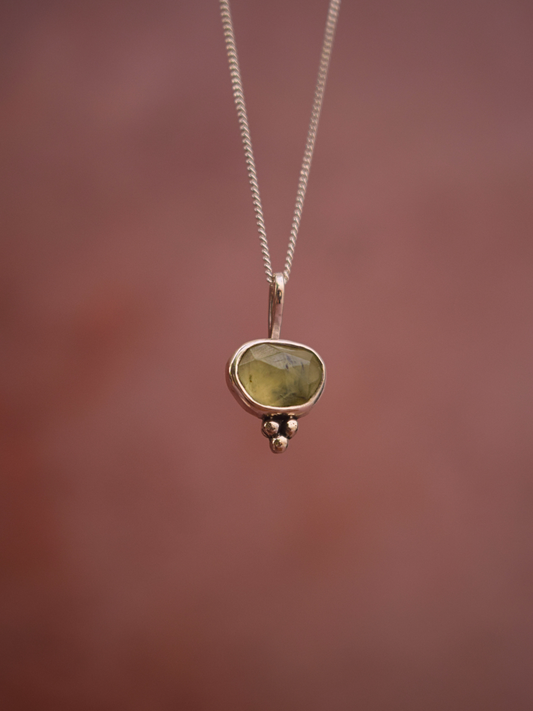 The Rising Light Necklace | Prehnite