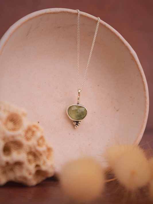 The Rising Light Necklace | Prehnite
