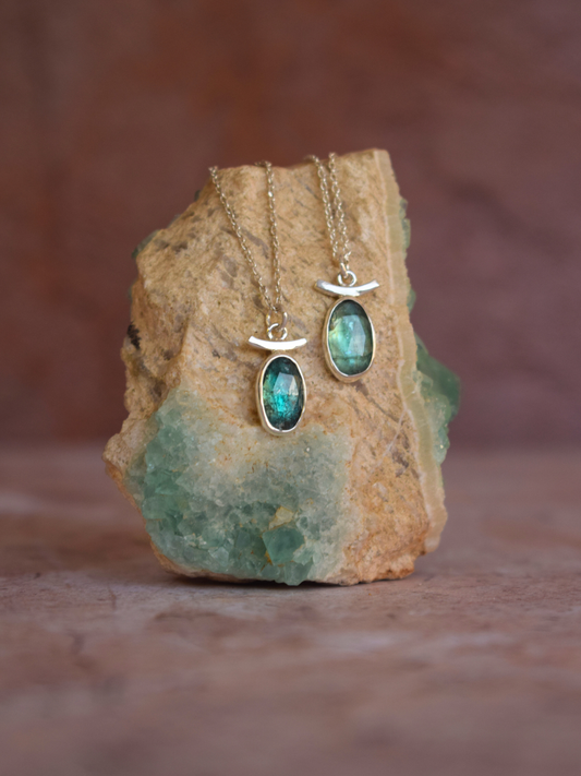 Haven Necklace II  - Emerald Green Kyanite