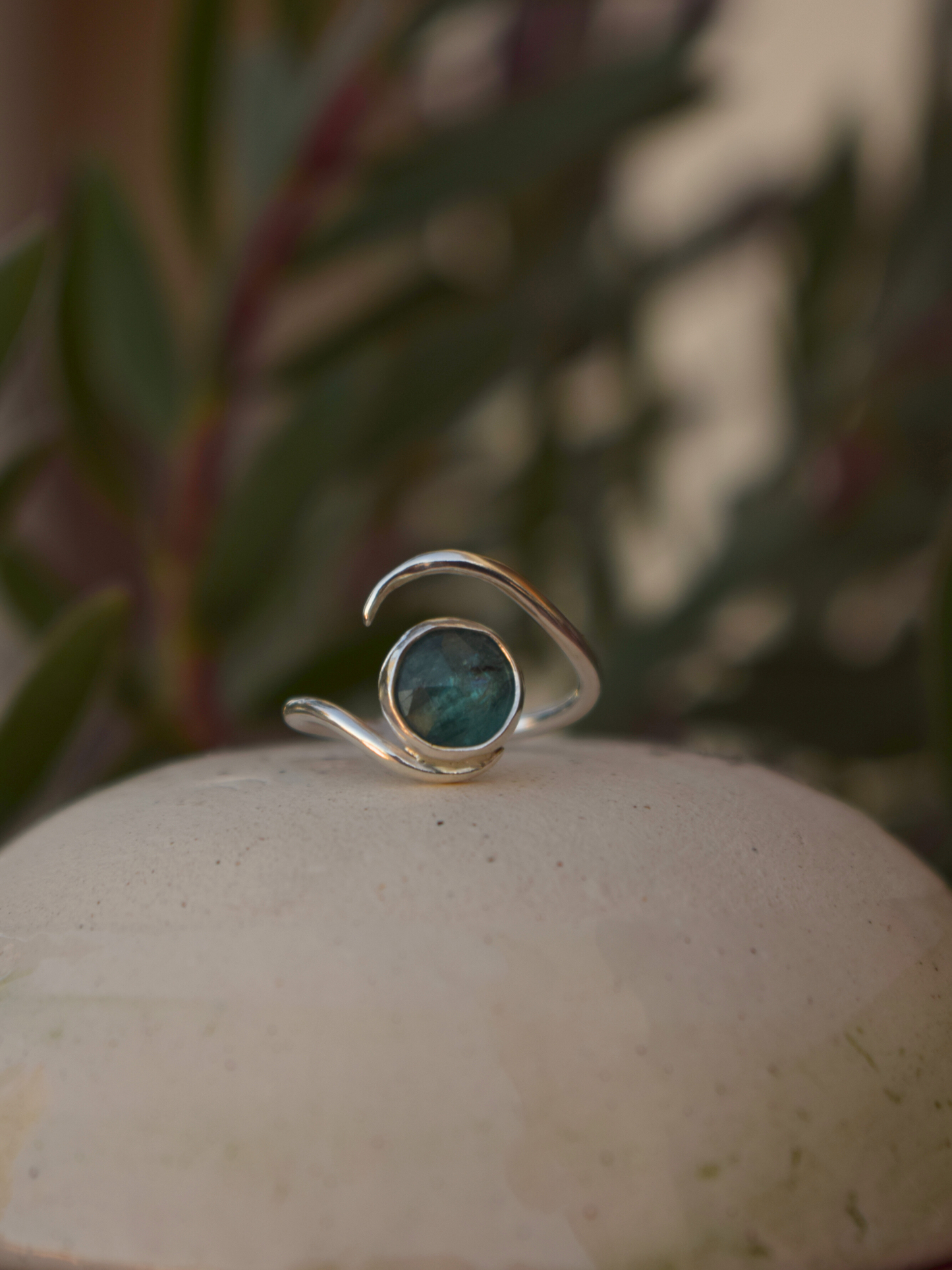 Ethereal Flow Ring - Sterling Silver Kyanite